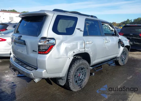 2023 Toyota 4Runner Trd Off Road Premium z USA, uszkodzony, nr VIN JTERU5JR3P6187503